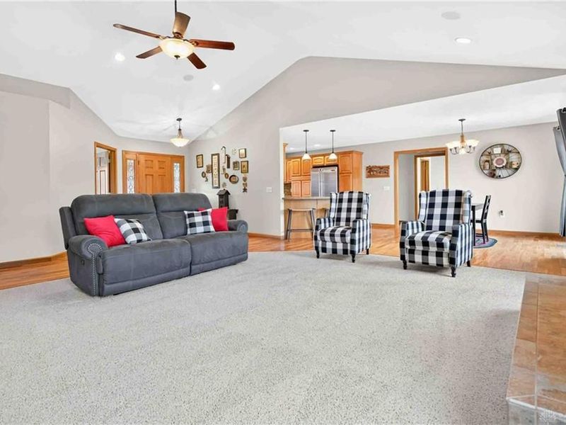 1879 Westlake Drive, Sidney, OH 45365 Photo 11
