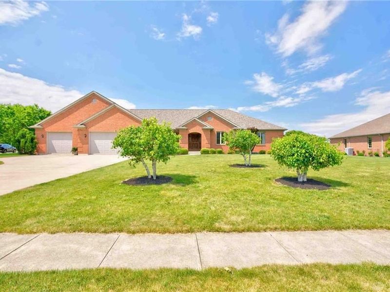 1879 Westlake Drive, Sidney, OH 45365 Photo 4