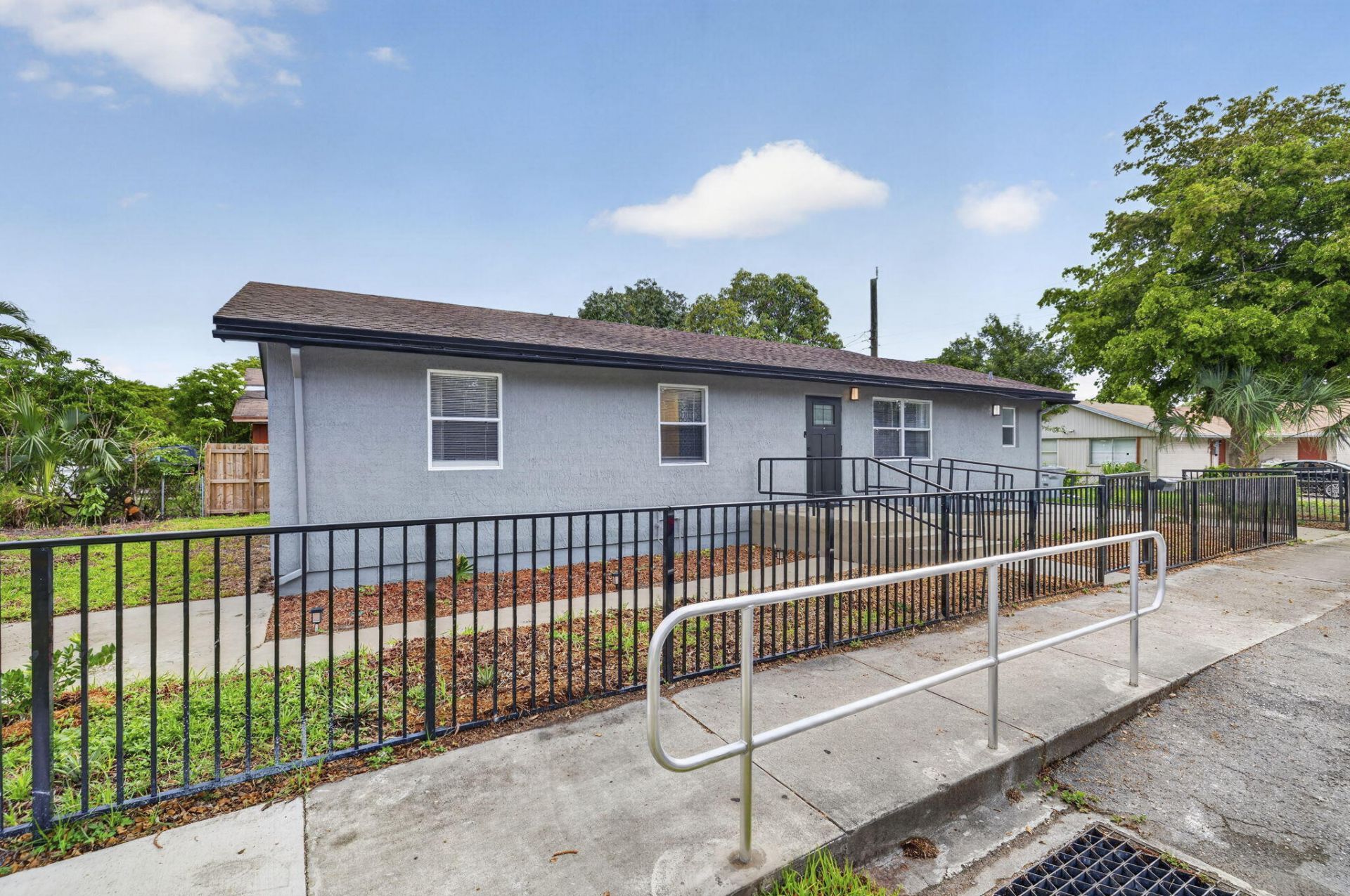 800 NW 6th Avenue, Pompano Beach, FL 33060 Photo