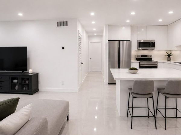 6249 Bay Club Drive, Unit 3, Fort Lauderdale, FL 33308