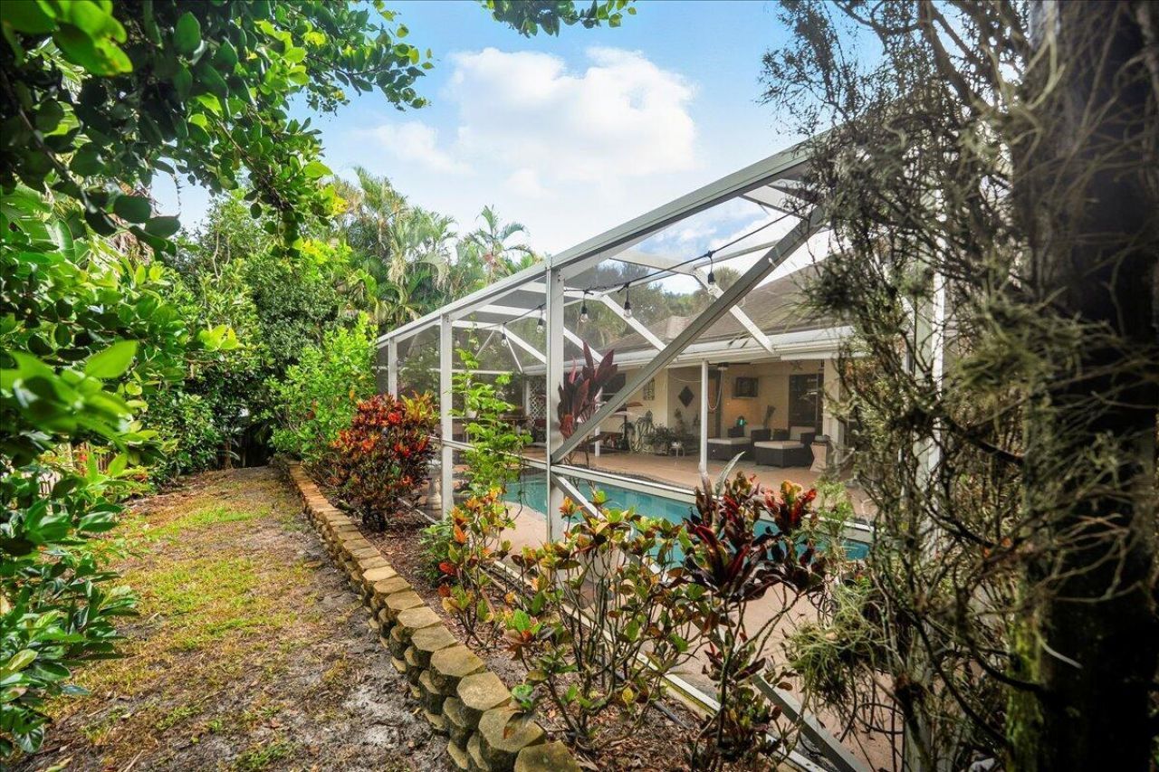 109 39th Drive, Vero Beach, FL 32968 Photo