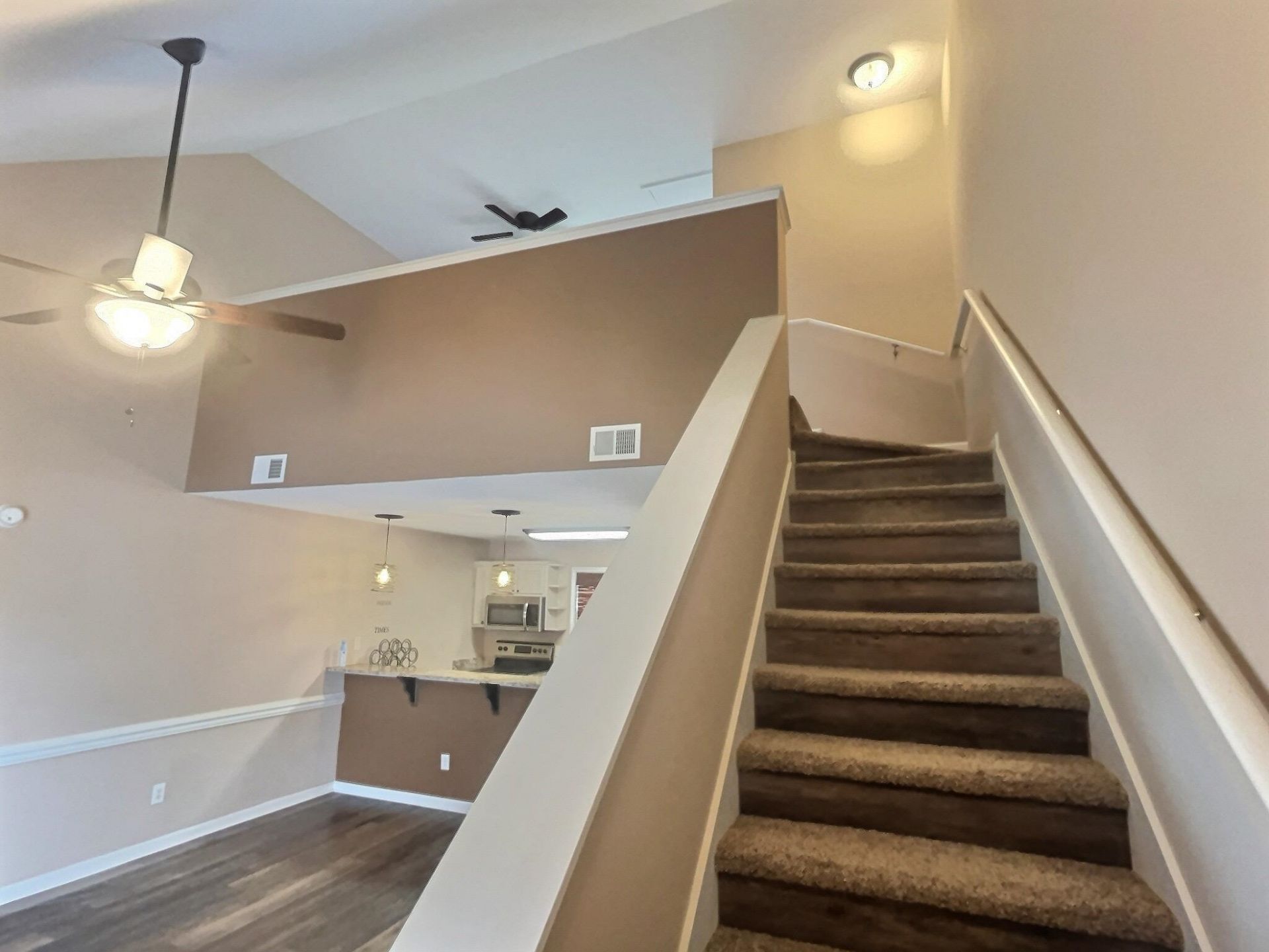 6500 Colonial Dr. Photo 11