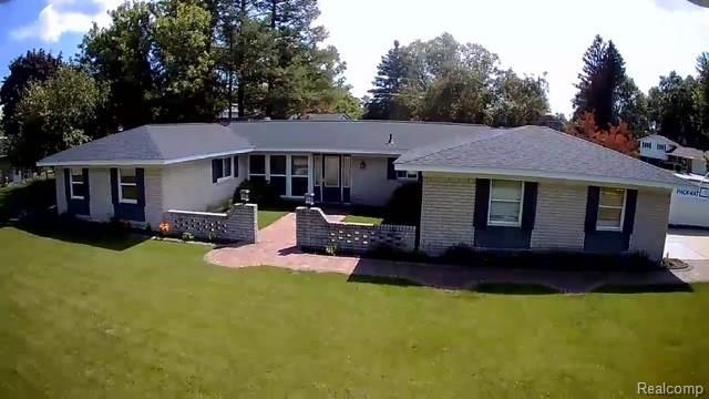 4177 Conne Mara Lane, Waterford Township, MI 48329 Main Photo