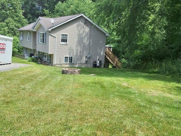 28 Jorge Lane, Wallkill, NY 12589