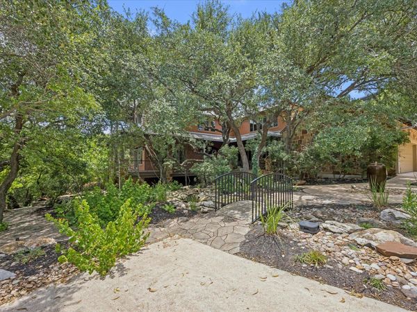 2501 Stratford DR, Austin, TX 78746