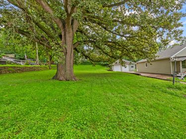 523 ELLIOTT Street, COUNCIL BLUFFS, IA 51503