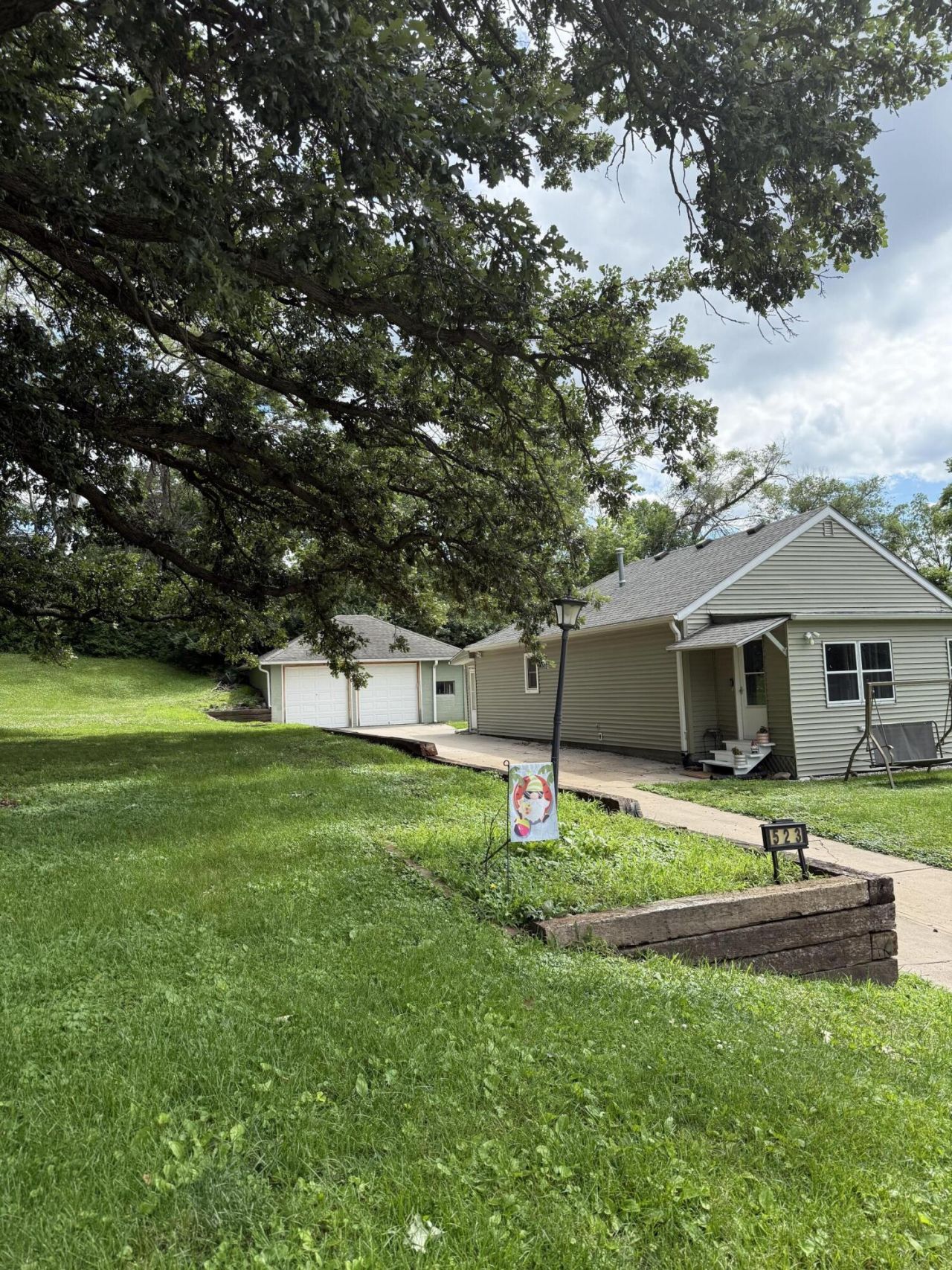 523 Elliott Street, Council Bluffs, IA 51503 Main Photo
