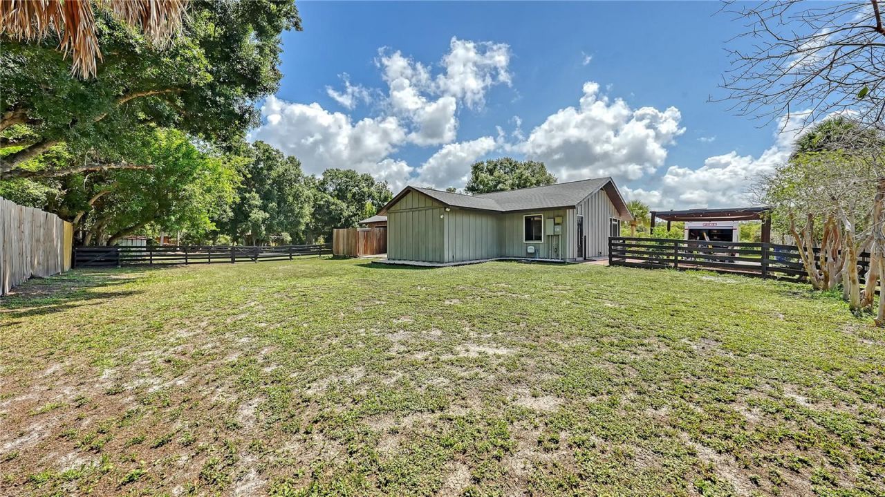 4842 Nutmeg Avenue, Sarasota, FL 34231 Photo