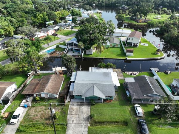 10922 PARK DRIVE , RIVERVIEW, FL 33569
