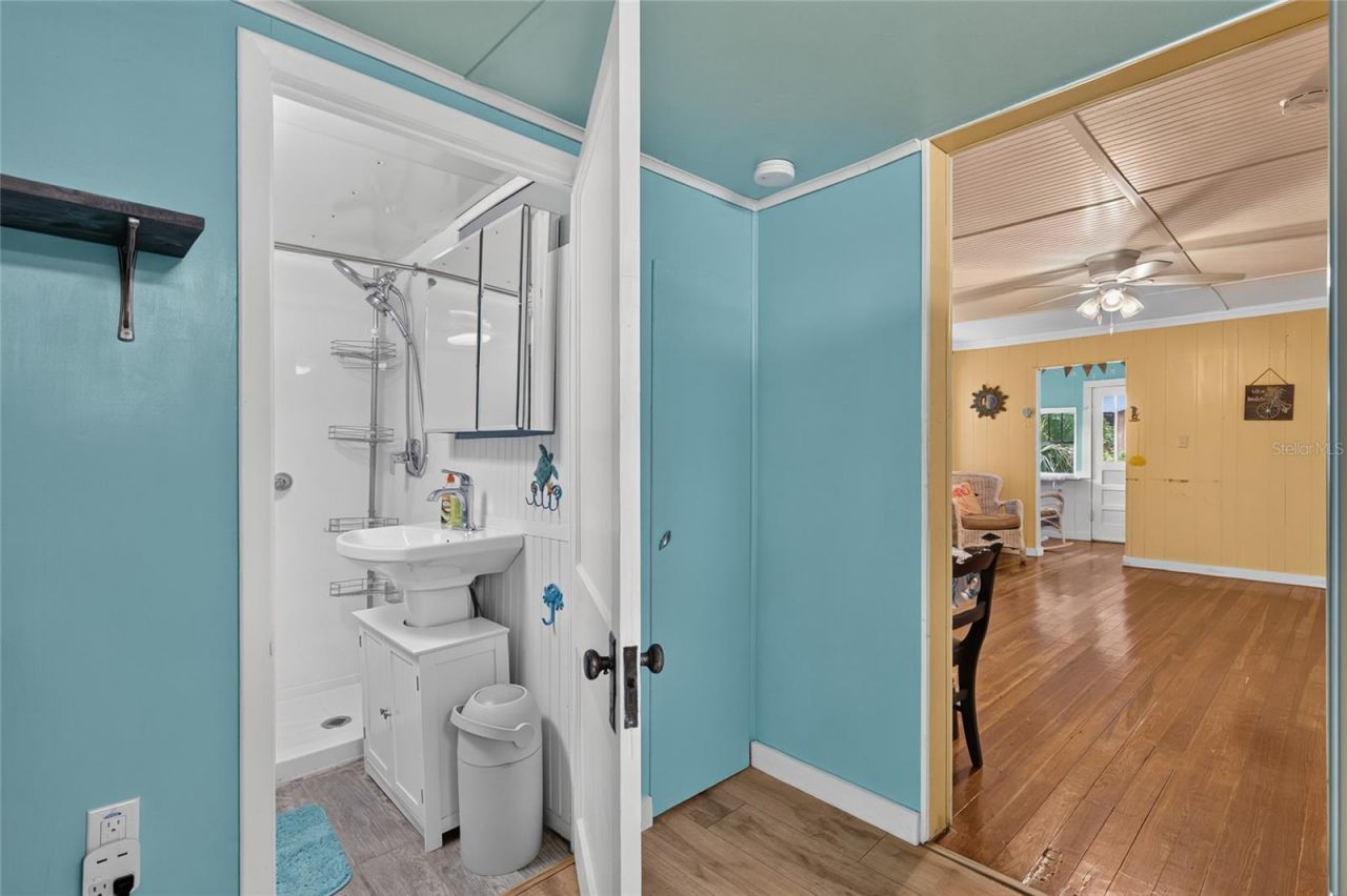 2 Alley A , Yankeetown, FL 34498 Photo