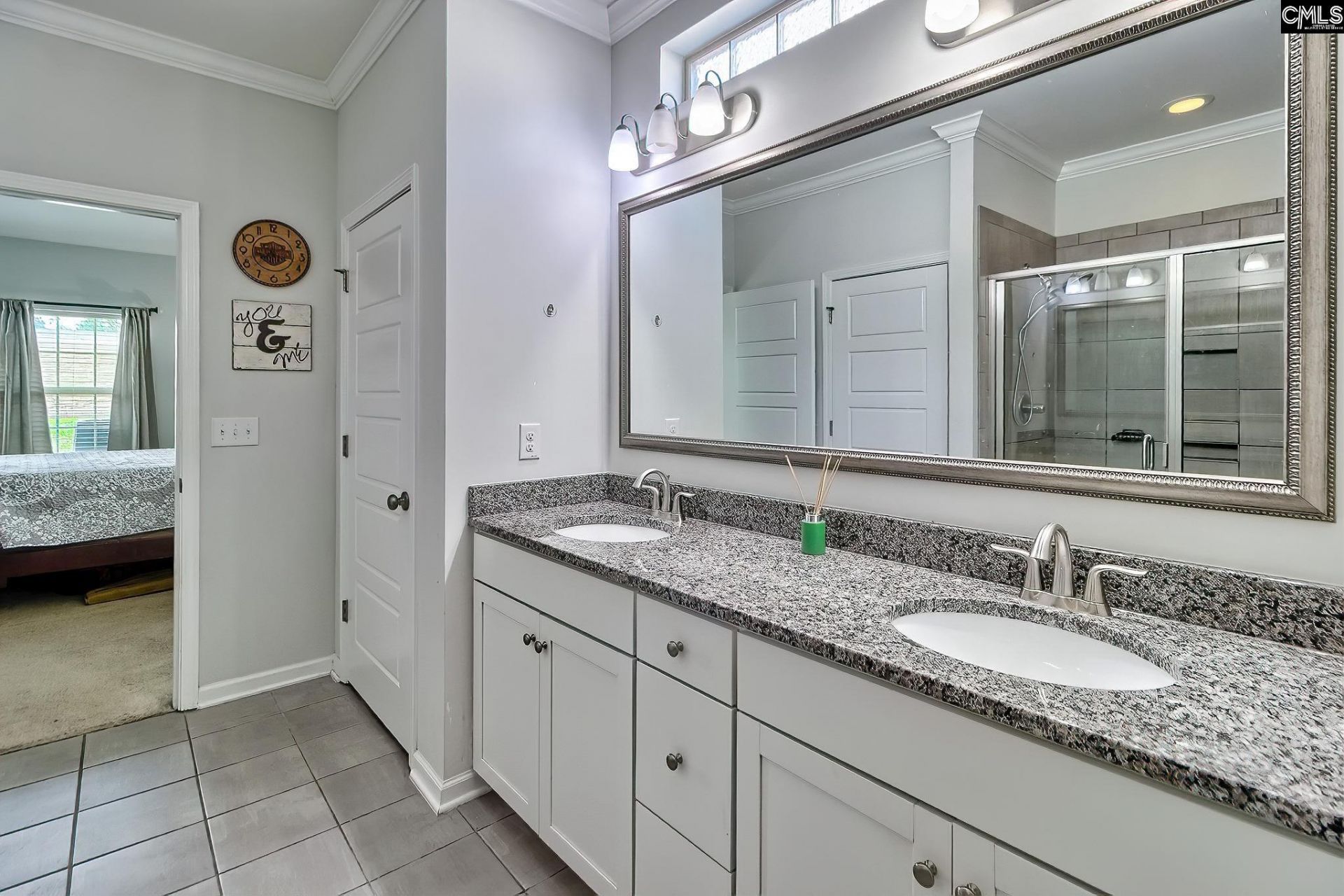 517 Verona Way Photo 22