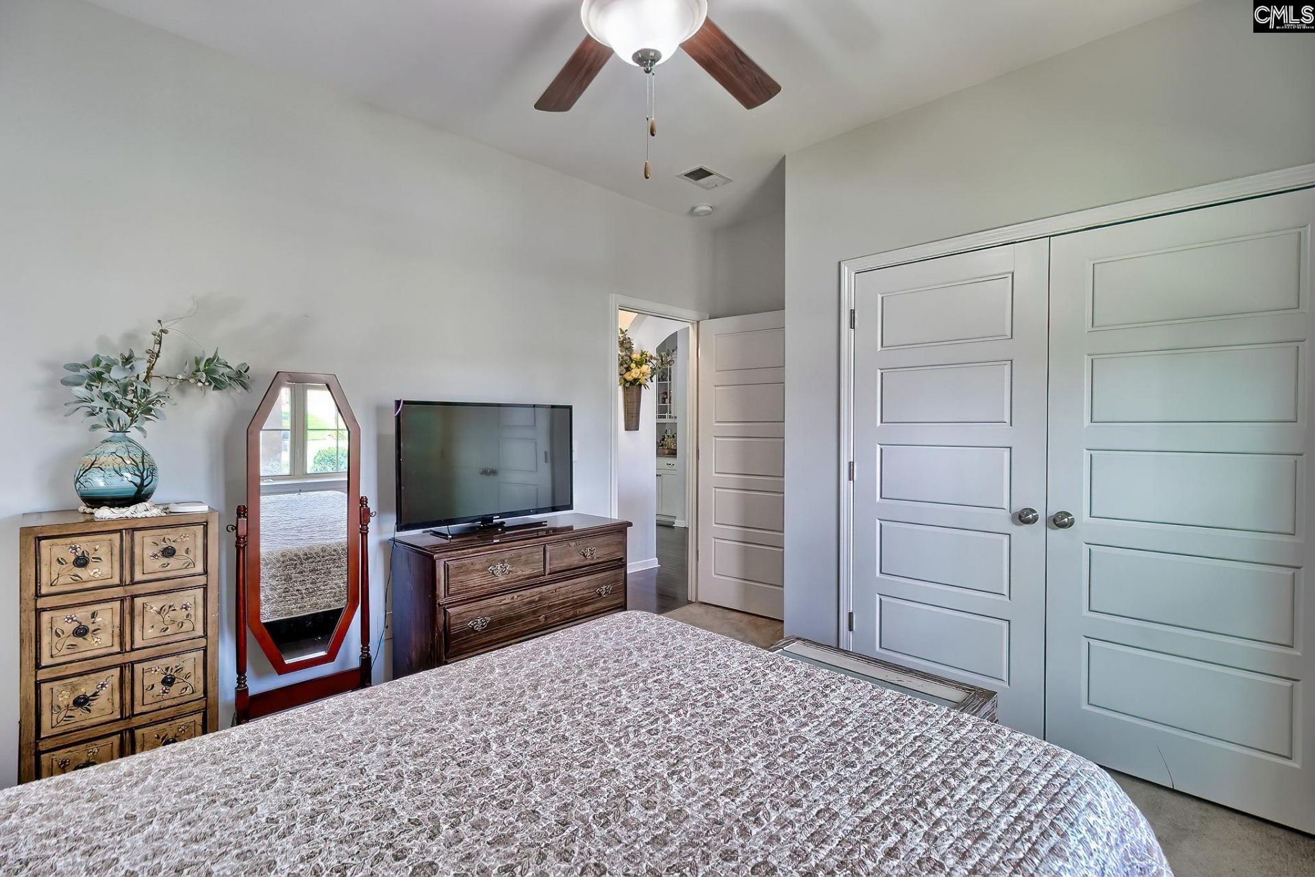 517 Verona Way Photo 26