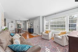 629 Byron Road  photo 4