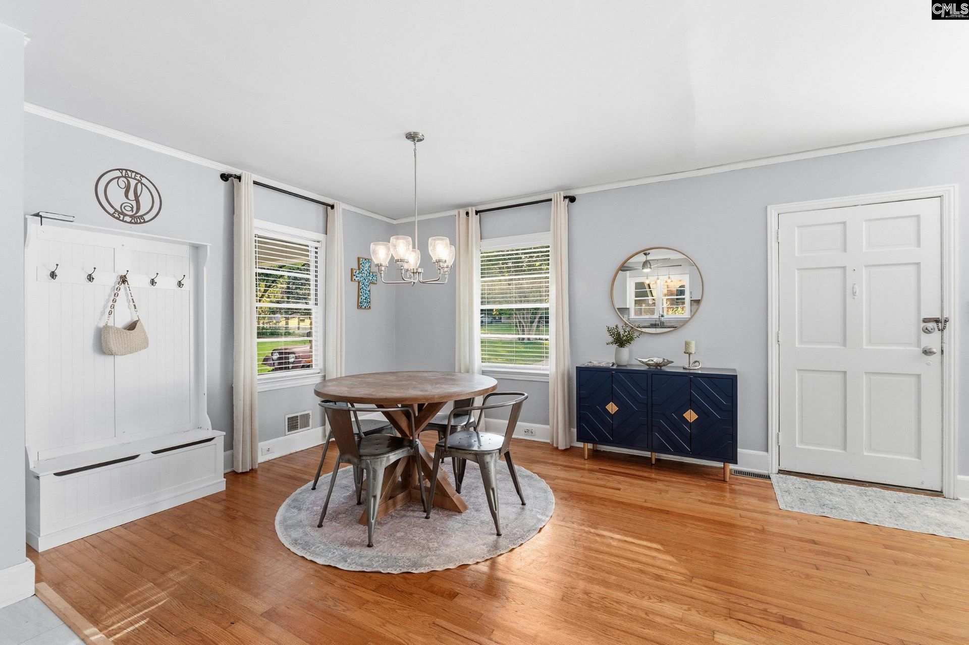 629 Byron Road  Photo 6