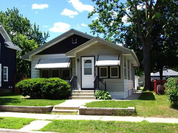 2804 37th Avenue S, Minneapolis, MN 55406