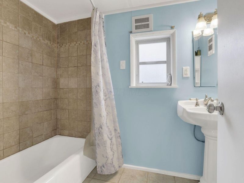 8 1st Street, Lancaster, OH 43130 Photo 28