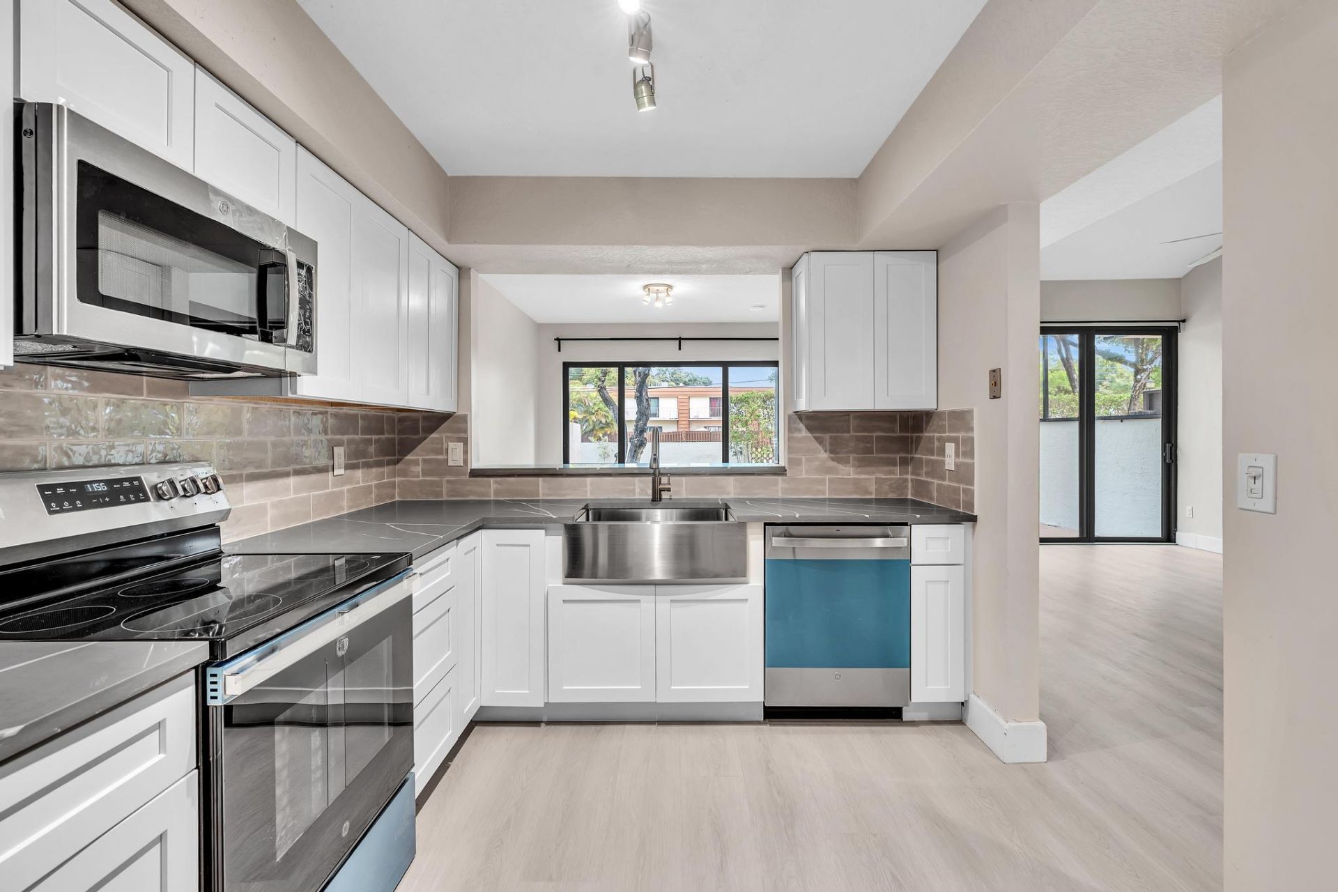 11569 Terra Bella Boulevard, Plantation, FL 33325 Photo