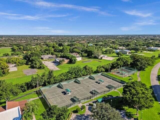 7301 Amberly Lane, Unit 402, Delray Beach, FL 33446 Photo