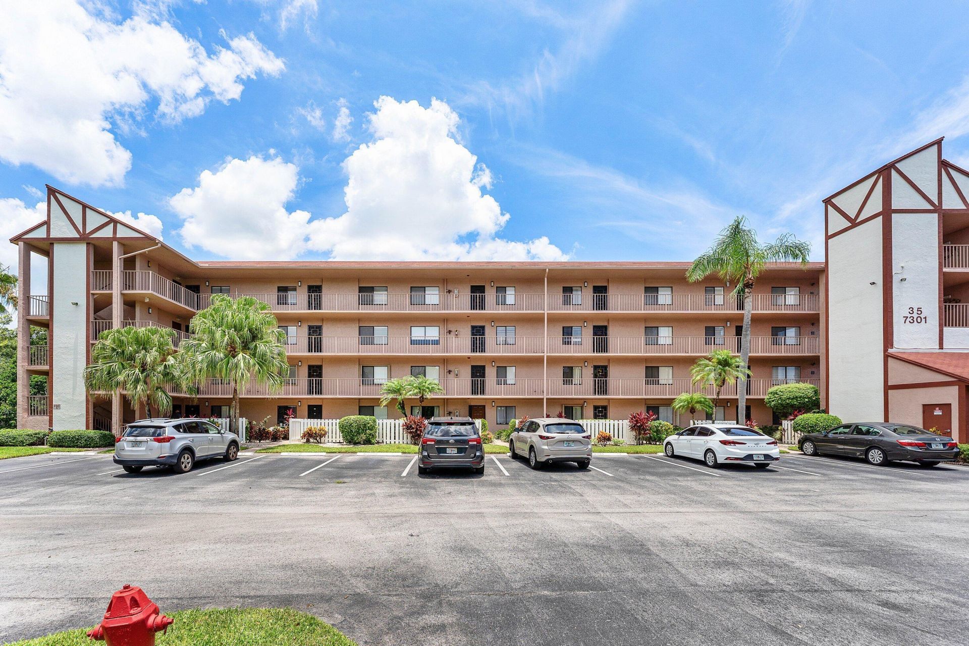 7301 Amberly Lane, Unit 402, Delray Beach, FL 33446 Photo