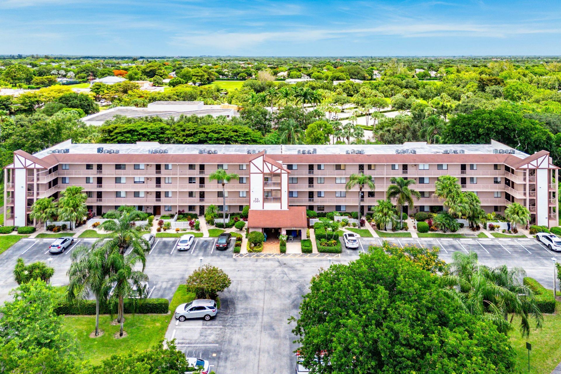 7301 Amberly Lane, Unit 402, Delray Beach, FL 33446 Photo