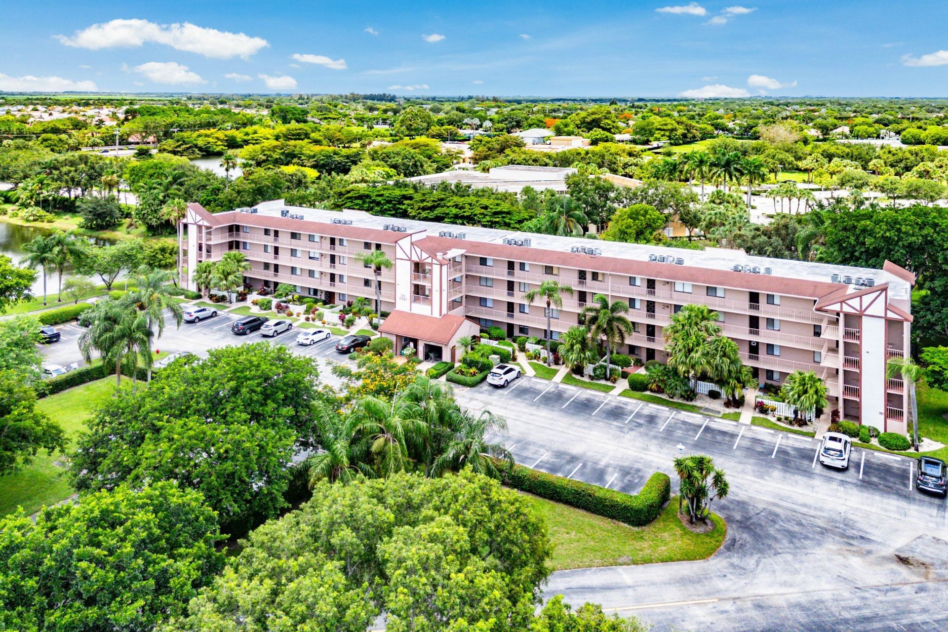 7301 Amberly Lane, Unit 402, Delray Beach, FL 33446 Photo