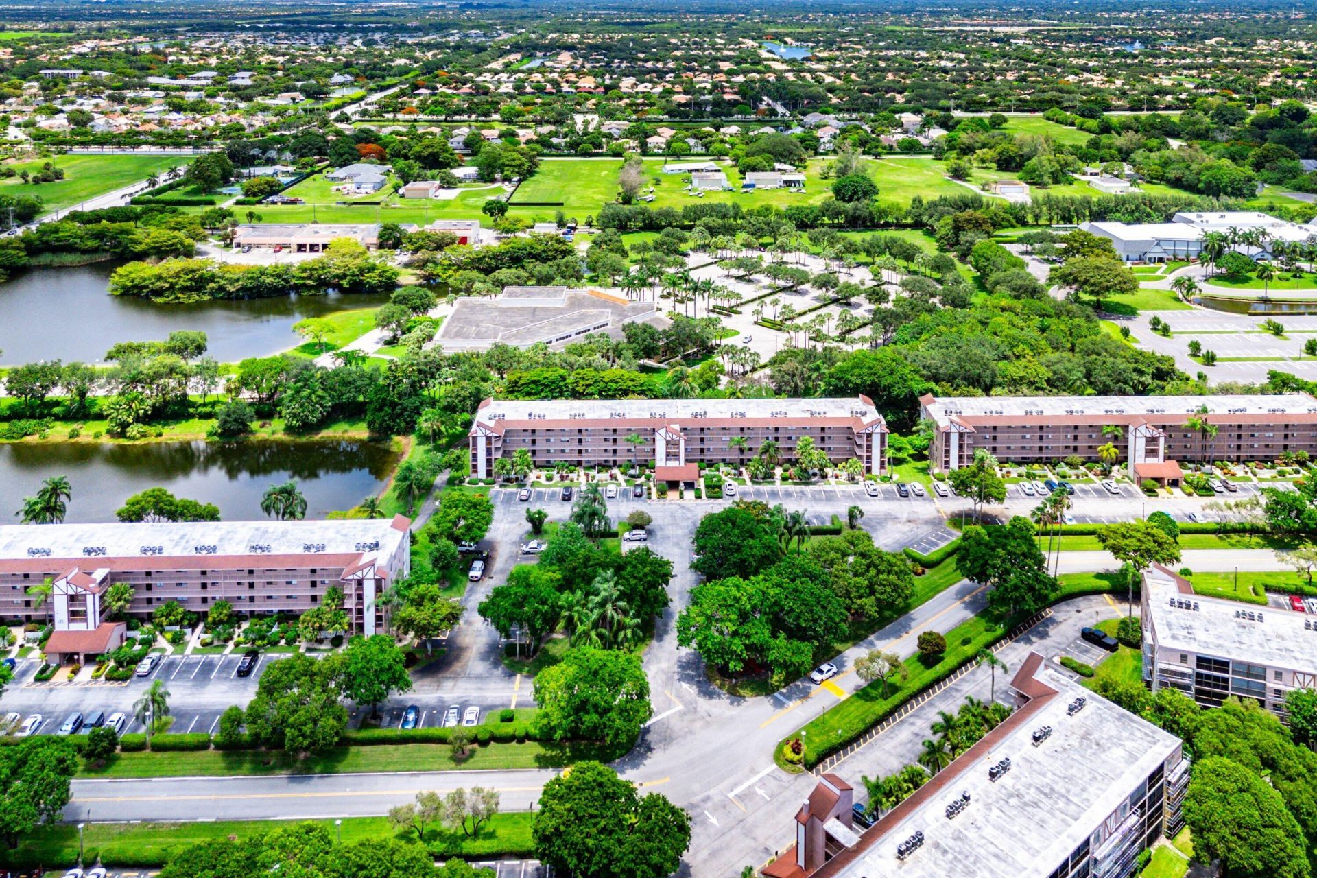 7301 Amberly Lane, Unit 402, Delray Beach, FL 33446 Photo