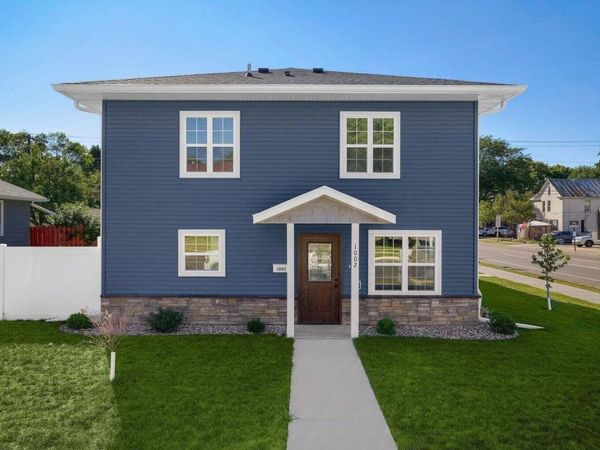 1002 7th St S, La Crosse, WI 54601