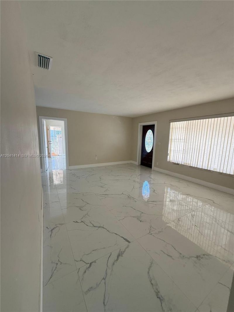 2600 NW 112th St , Unit 1, Miami, FL 33167 Photo