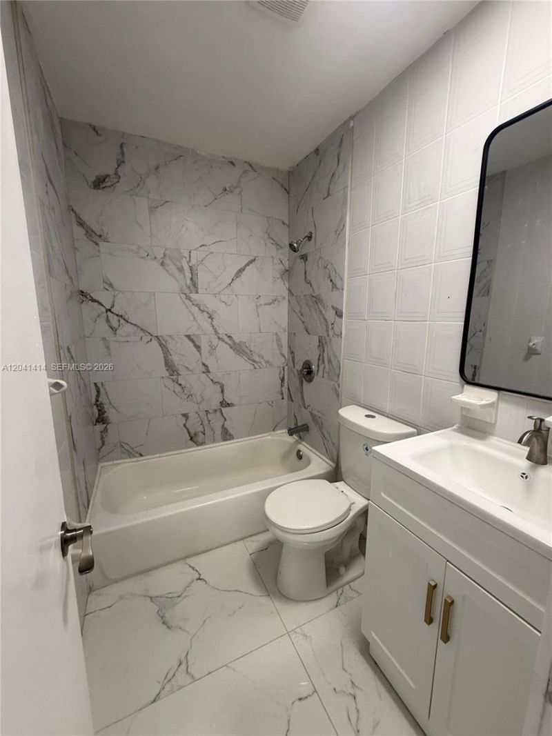 2600 NW 112th St , Unit 1, Miami, FL 33167 Photo