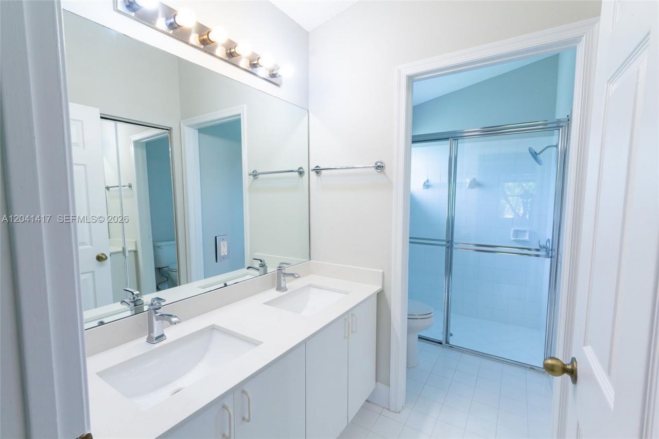 11811 SW 8th St, Pembroke Pines, FL 33025 Photo
