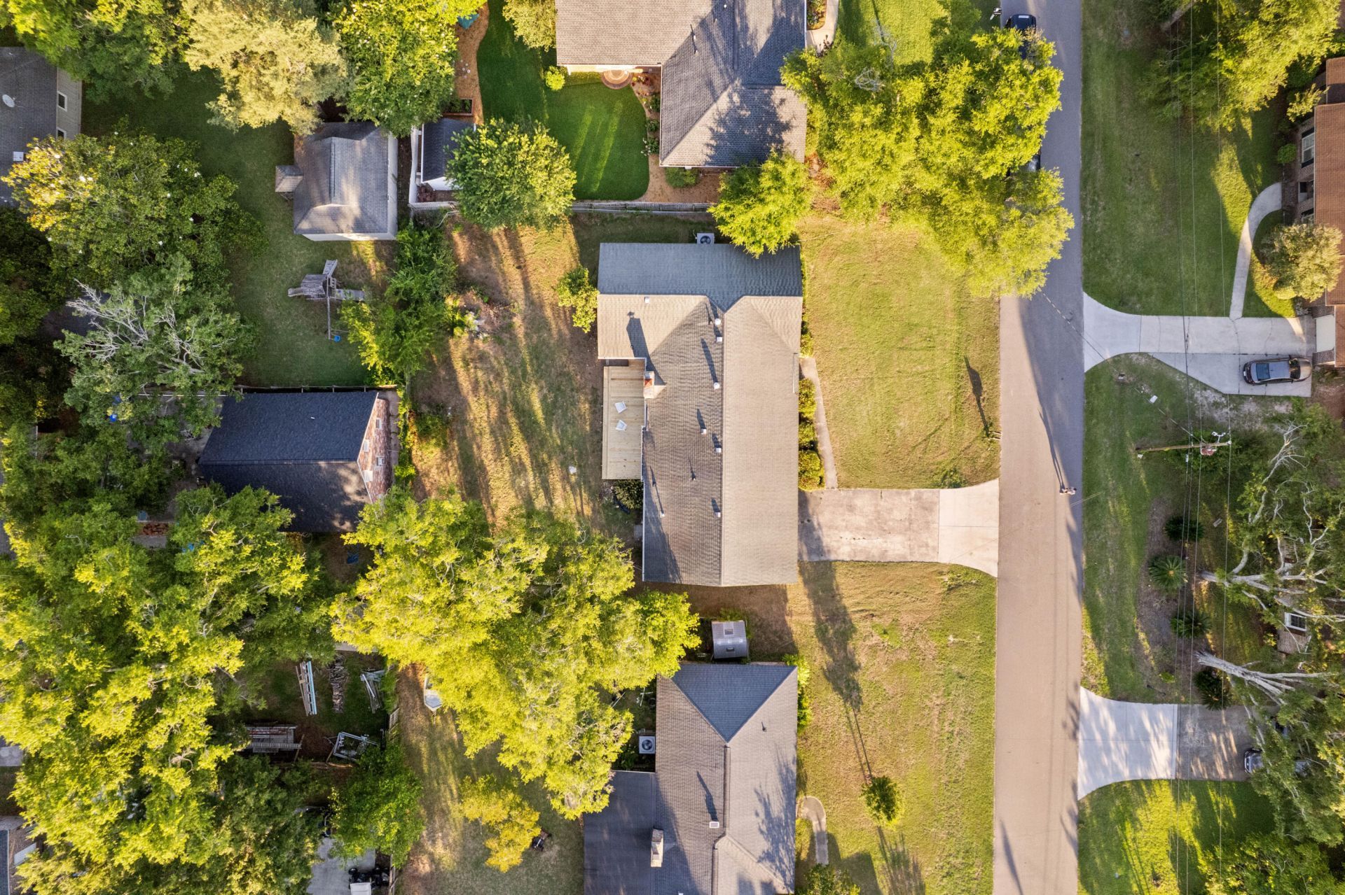 742 Leafwood Photo 48