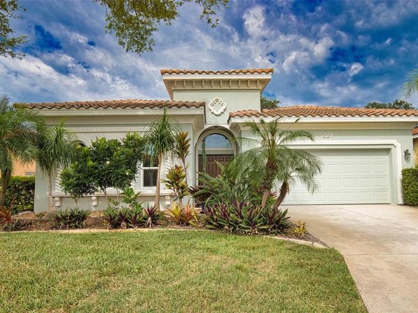 221 RIO TERRA , VENICE, FL 34285