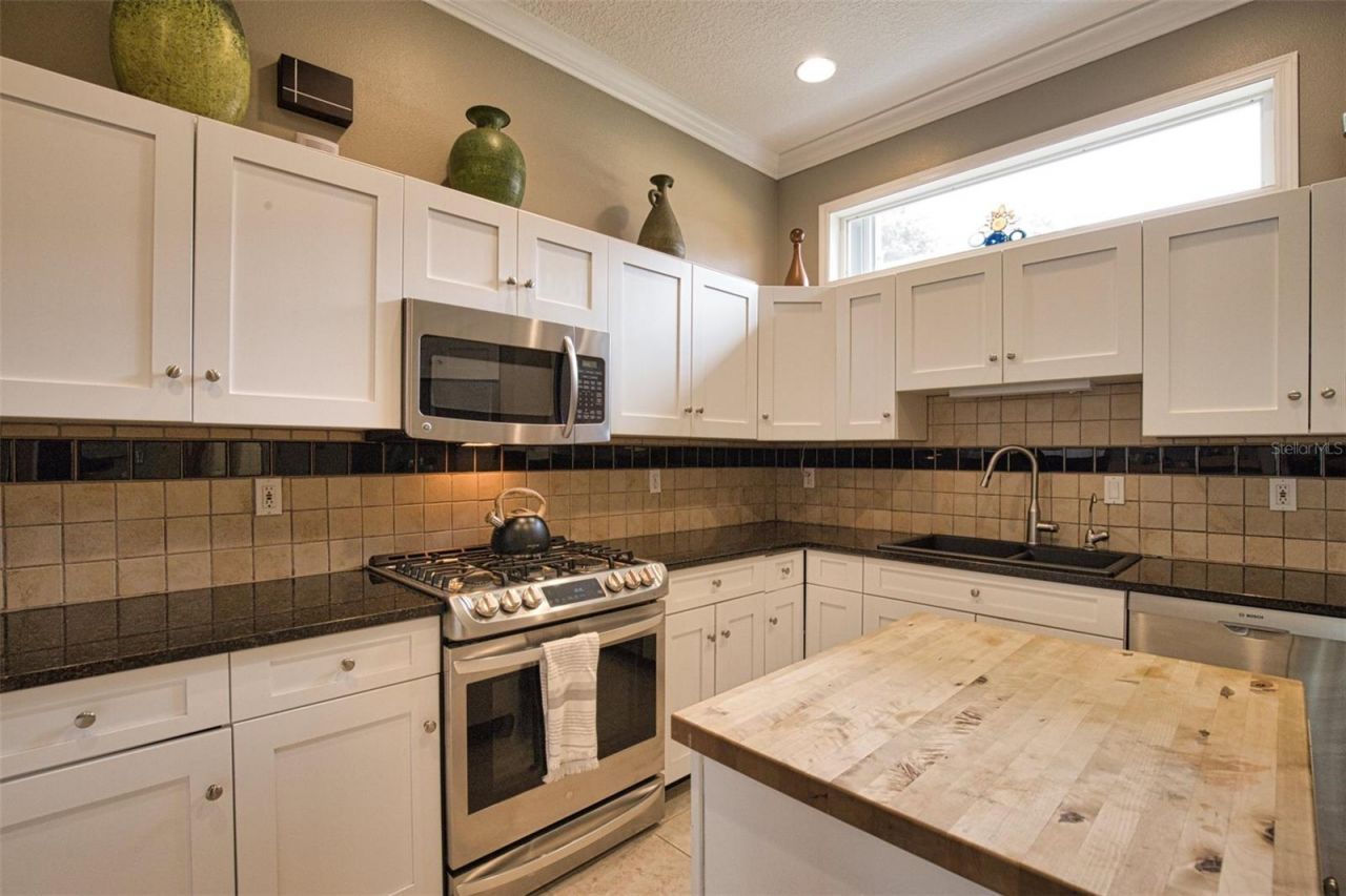 221 Rio Terra , Venice, FL 34285 Photo