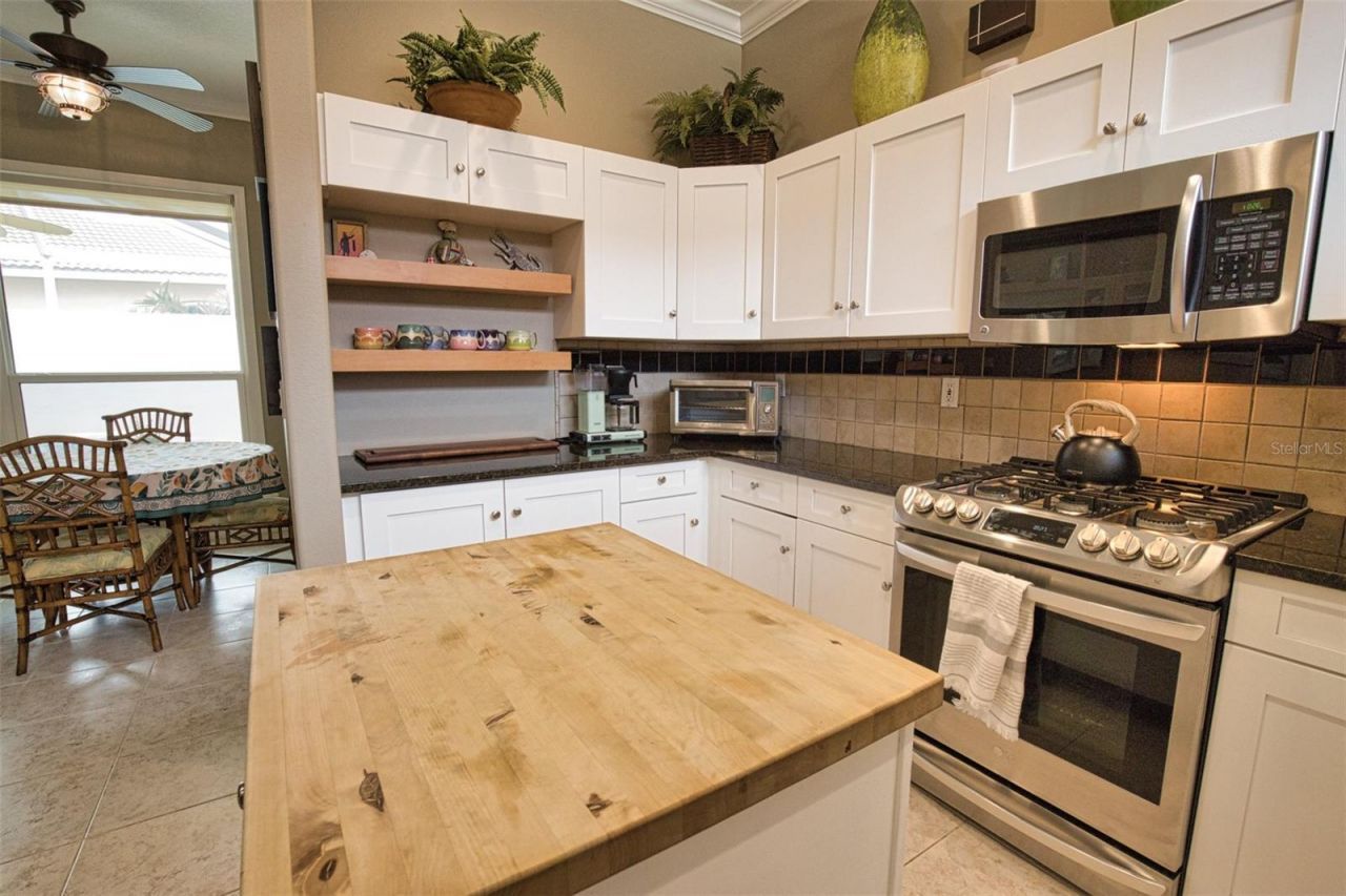 221 Rio Terra , Venice, FL 34285 Photo