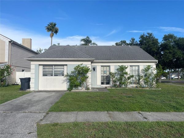11001 SUNSWEPT PLACE , TAMPA, FL 33624
