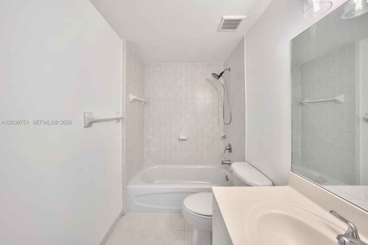 215 SW 42nd Ave , Unit 507, Miami, FL 33134 Photo