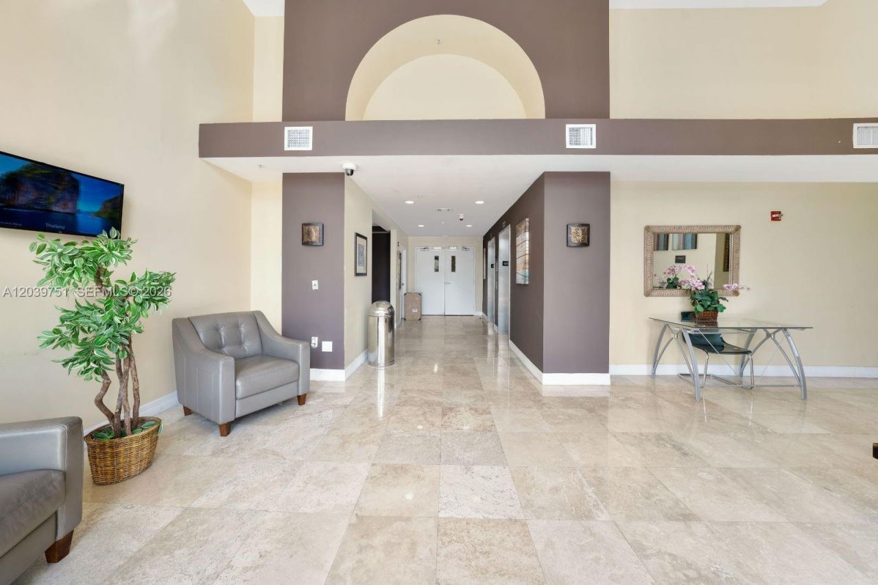 215 SW 42nd Ave , Unit 507, Miami, FL 33134 Photo