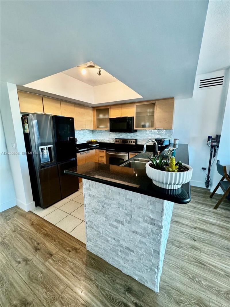 140 S Dixie Hwy , Unit 921, Hollywood, FL 33020 Photo