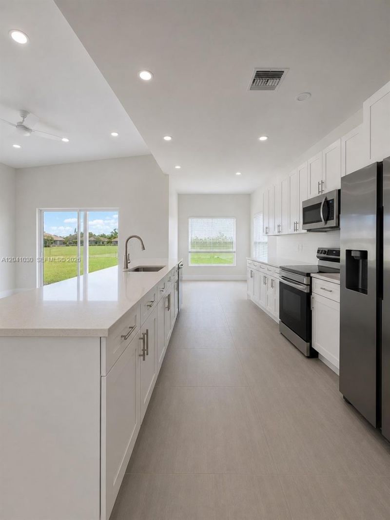 536 Lincoln , Lake Placid, FL 33852 Photo