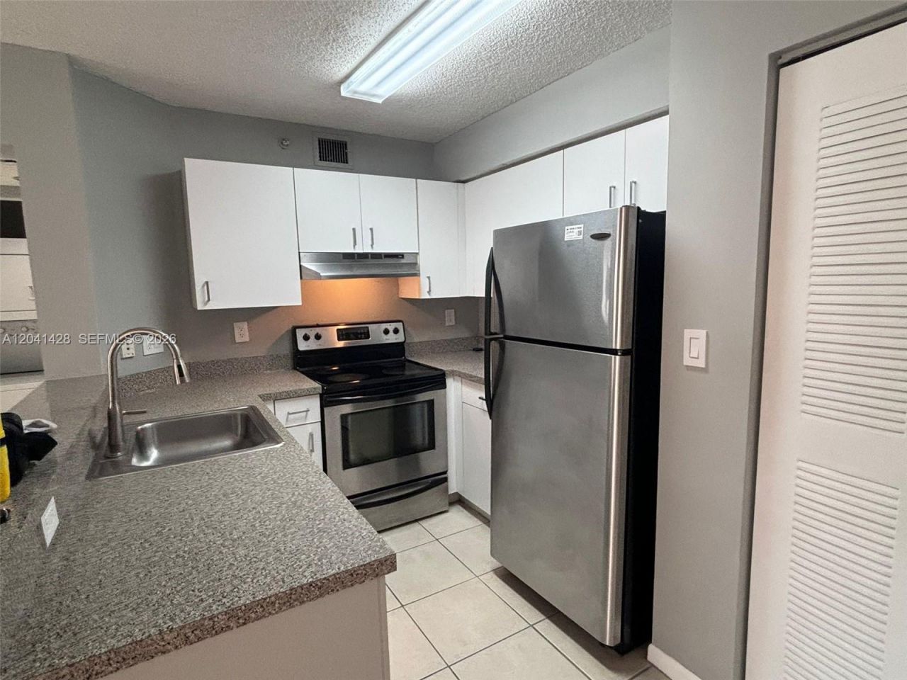 761 N Pine Island Rd, Unit 203, Plantation, FL 33324 Photo