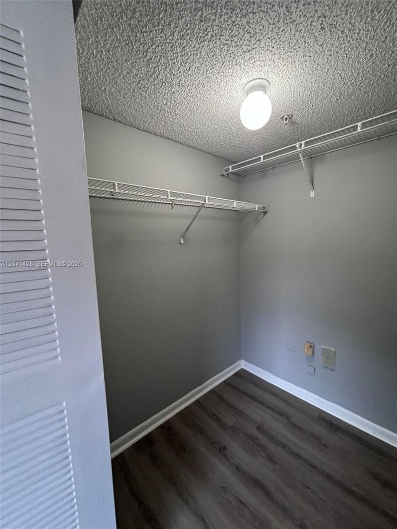 761 N Pine Island Rd, Unit 203, Plantation, FL 33324 Photo