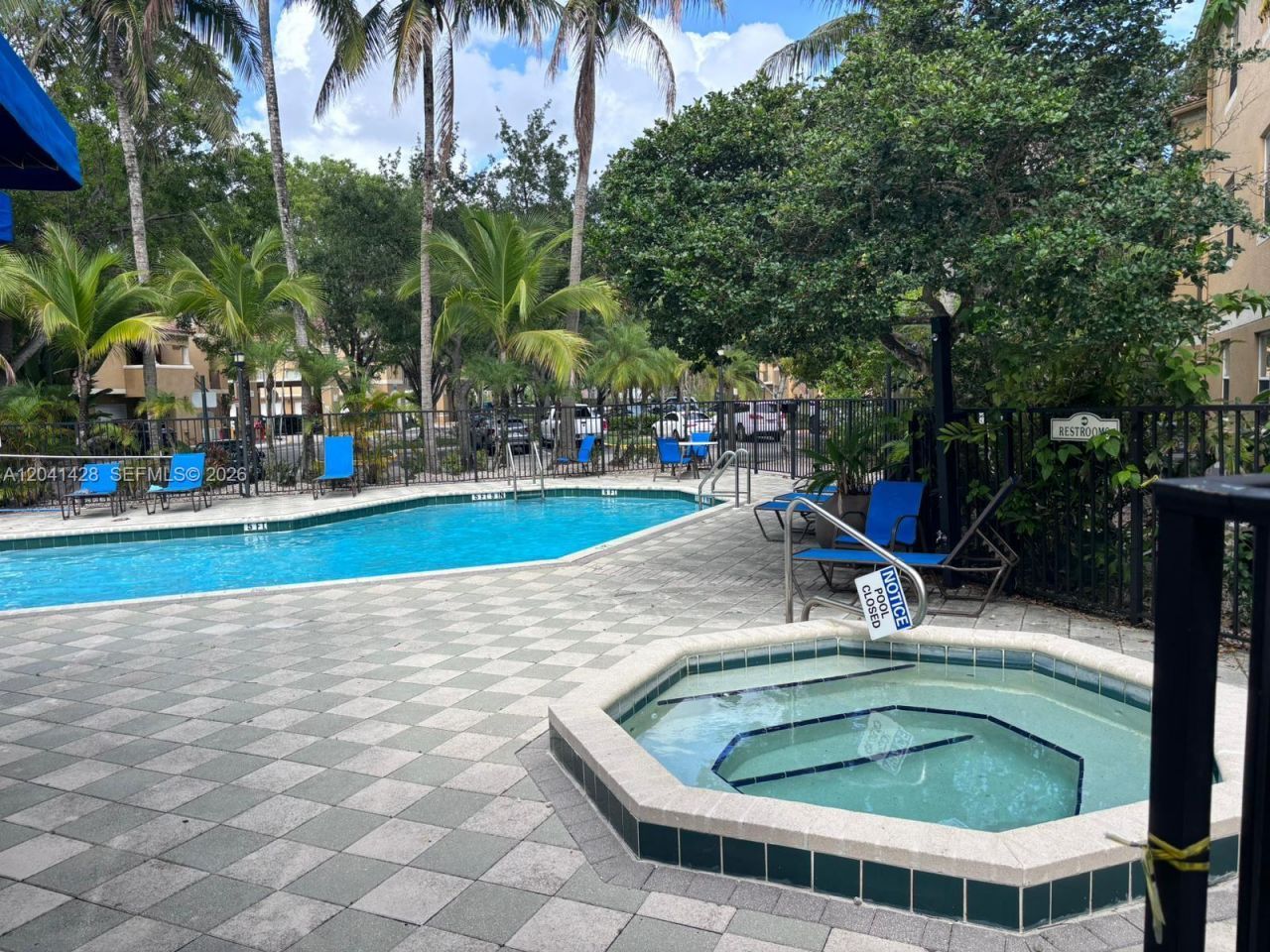 761 N Pine Island Rd, Unit 203, Plantation, FL 33324 Photo