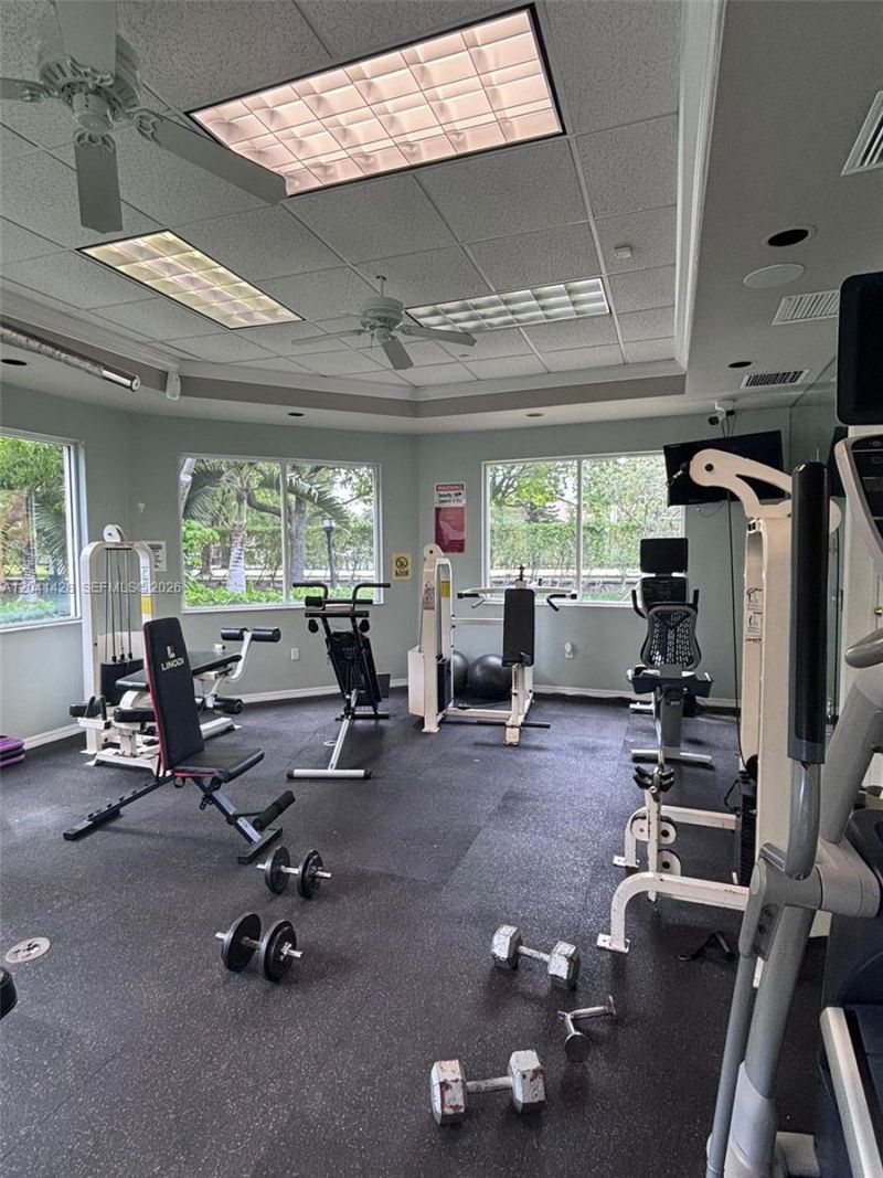 761 N Pine Island Rd, Unit 203, Plantation, FL 33324 Photo