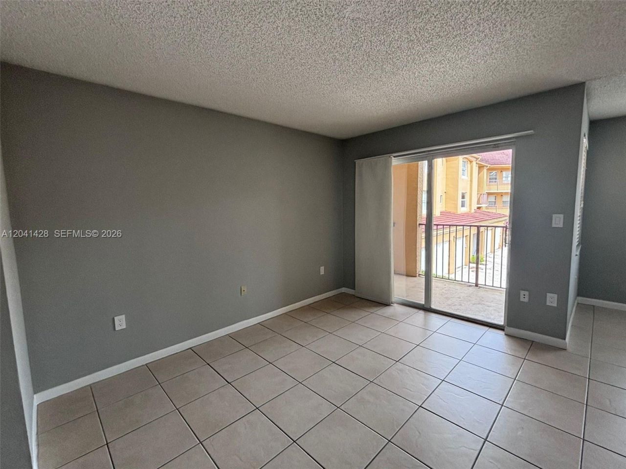 761 N Pine Island Rd, Unit 203, Plantation, FL 33324 Photo