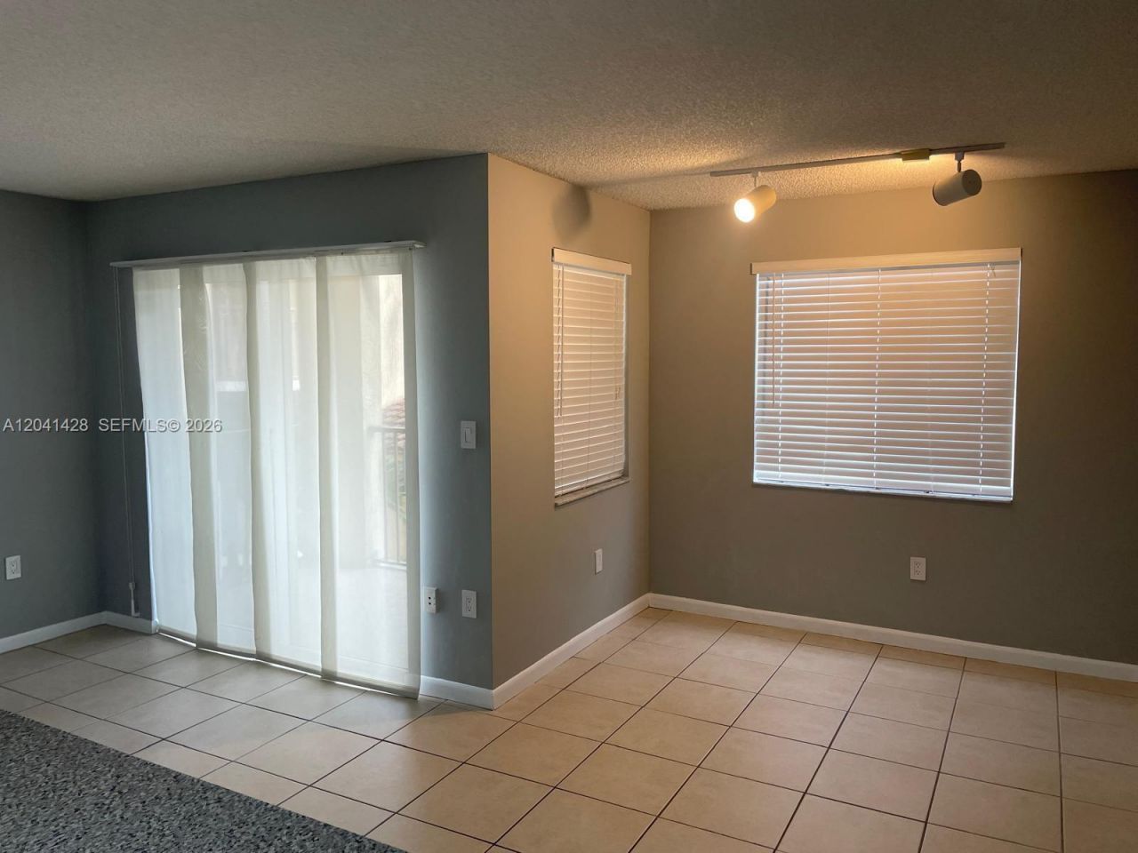761 N Pine Island Rd, Unit 203, Plantation, FL 33324 Photo