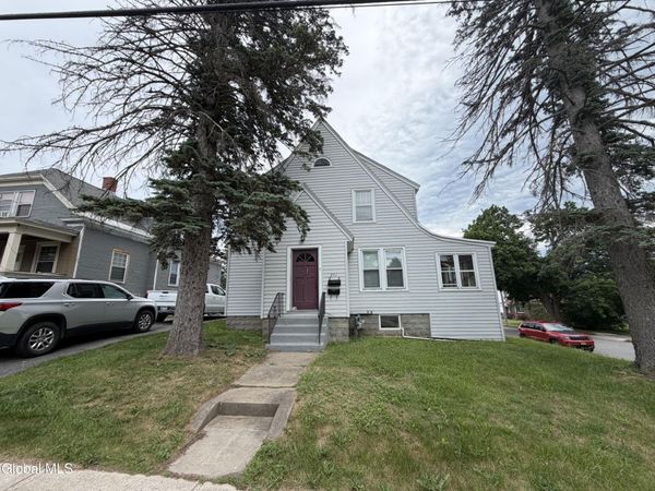 251 Church Street, Unit Up, Amsterdam, NY 12010