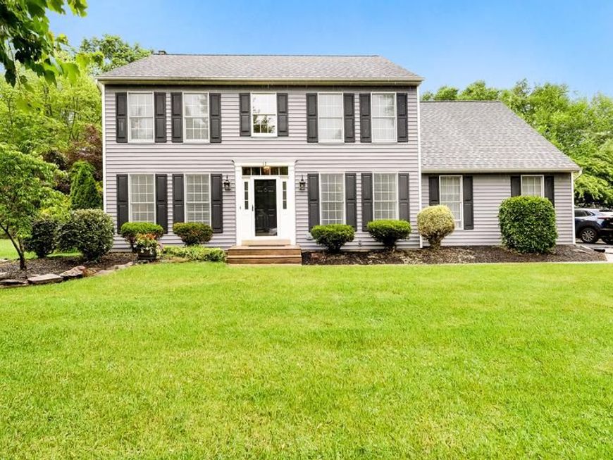 12 Tracy Drive, Doylestown, PA 18901 Main Photo