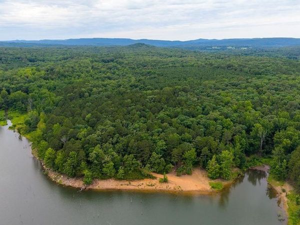000 Smith Lane , Clinton, AR 72031
