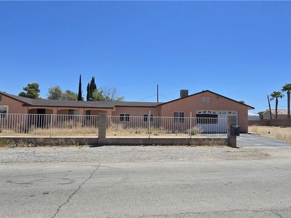 5785 W Russell Road, Las Vegas, NV 89118