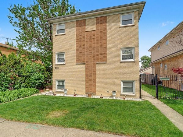 2111 N 75th Avenue , Unit 1E, Elmwood Park, IL 60707